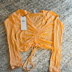 Alo yoga top